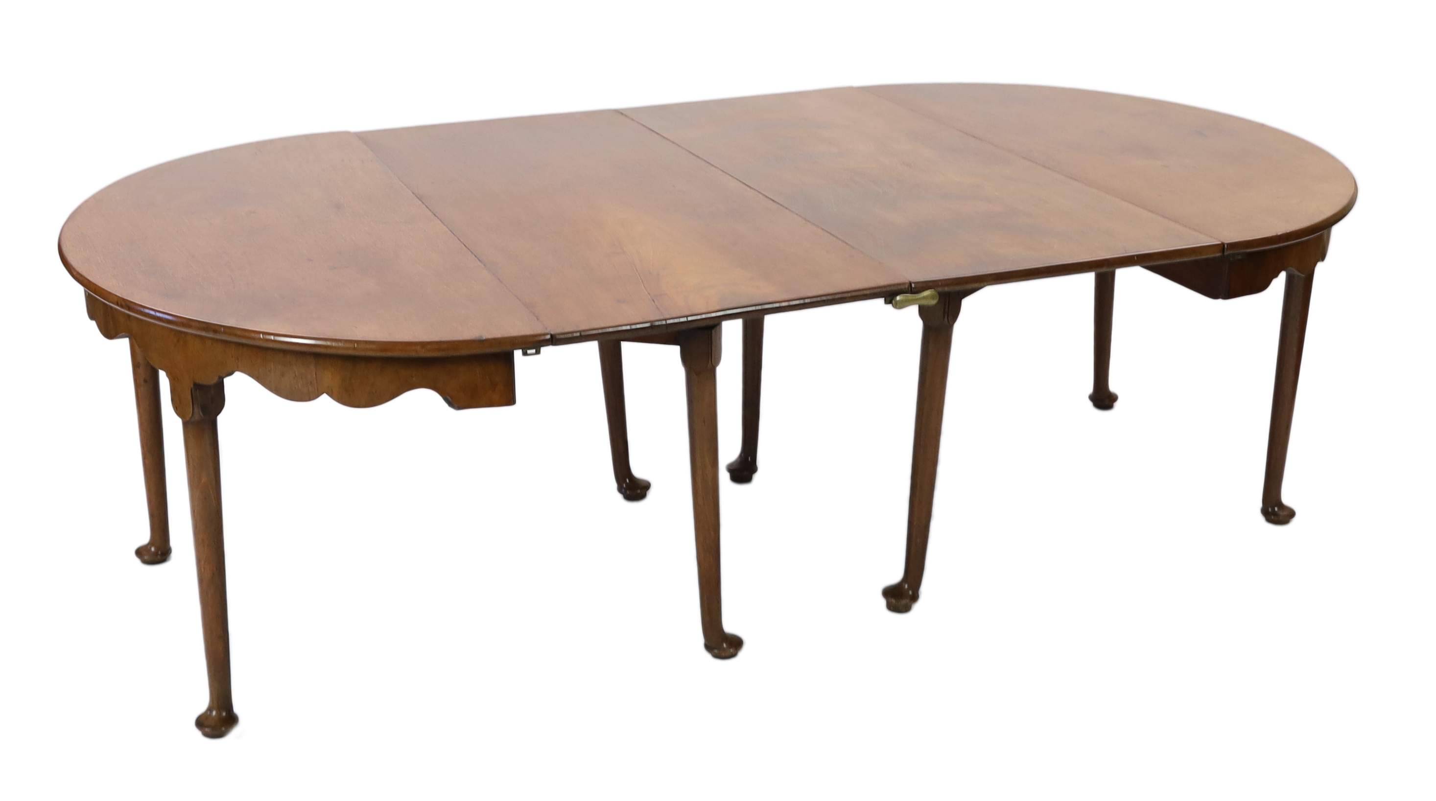 A George II mahogany extending dining table, extends to 230cm x 137cm